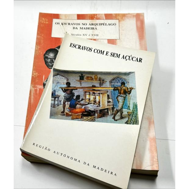 VIEIRA, Alberto. - OS ESCRAVOS NO ARQUIPÉLAGO DA MADEIRA. Séculos XV a XVII. Juntamos: ESCRAVOS COM E SEM ACUÇAR. Funchal. Centro de Estudos de História do Atlântico. 1996. In-8º de 311 págs. 